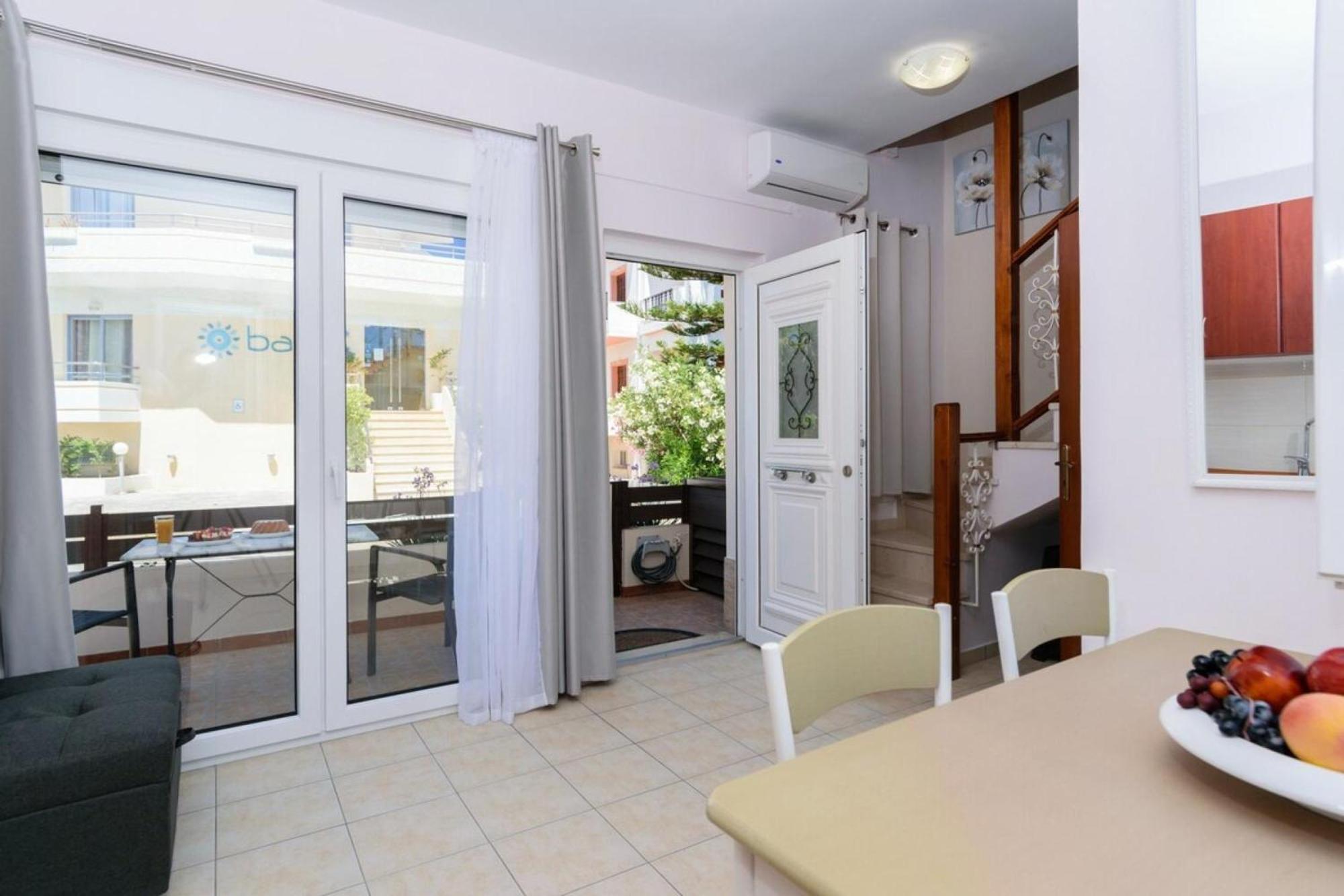Marianthi'S Maisonette Chrissi Akti Chania Exterior foto