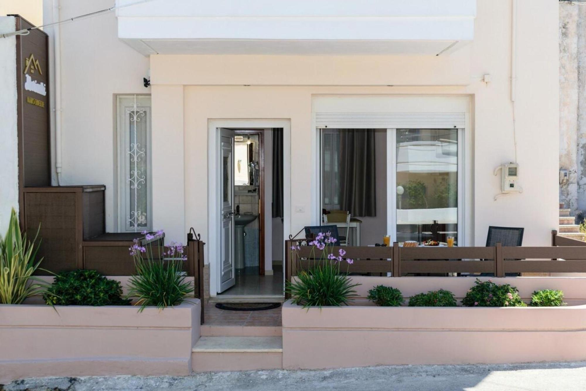 Marianthi'S Maisonette Chrissi Akti Chania Exterior foto